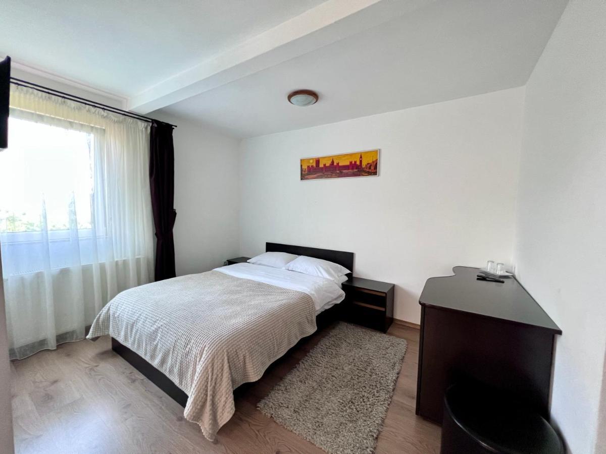 Casa Centiu Hotel Bran  Bagian luar foto