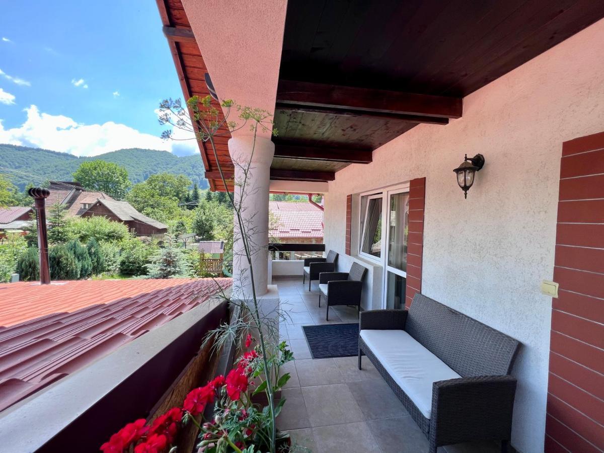 Casa Centiu Hotel Bran  Bagian luar foto