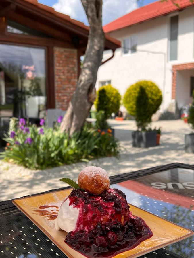 Casa Centiu Hotel Bran  Bagian luar foto